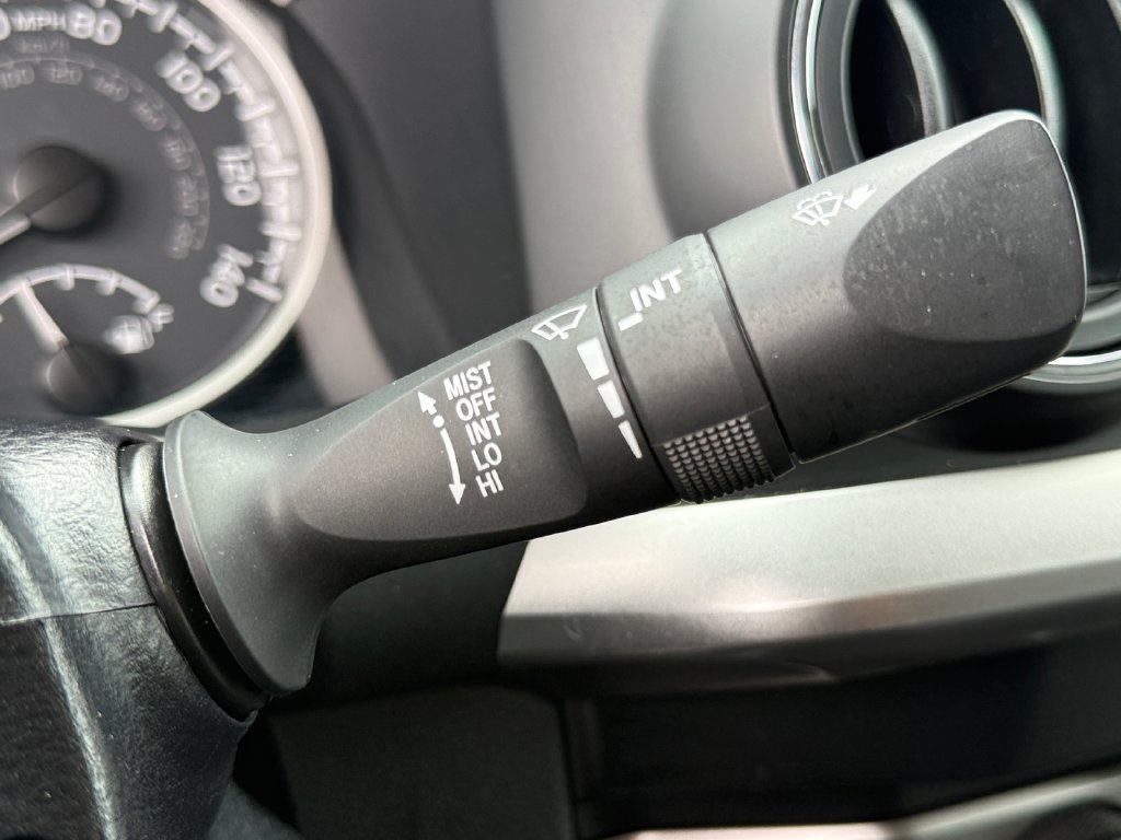 Used 2022 Toyota Tacoma SR5 AWD/4WD image 26