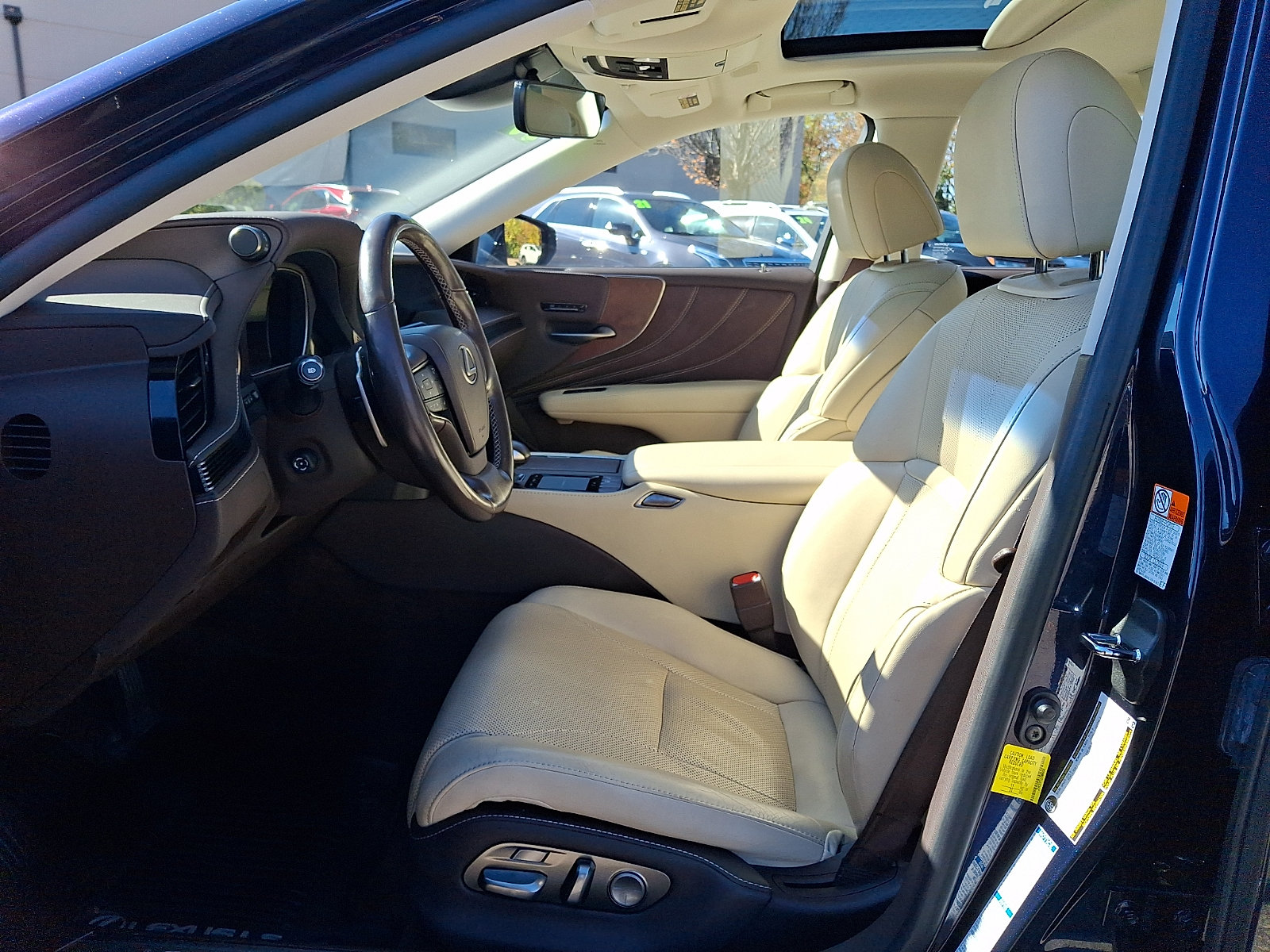 Used 2019 Lexus LS 500 AWD w/ Accessory Package (Z2) image 13