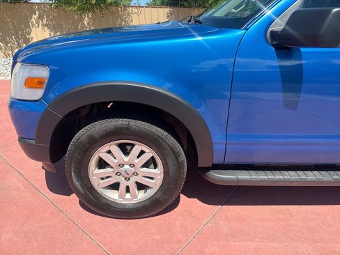 Used 2010 Ford Explorer Sport Trac XLT AWD/4WD image 33