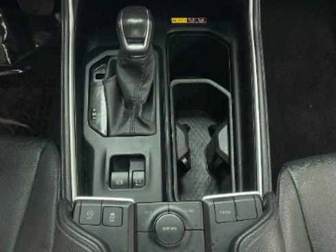 Used 2024 Toyota Grand Highlander FWD image 19