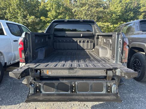 New 2026 Chevrolet Silverado EV LT w/ Premium Package image 25