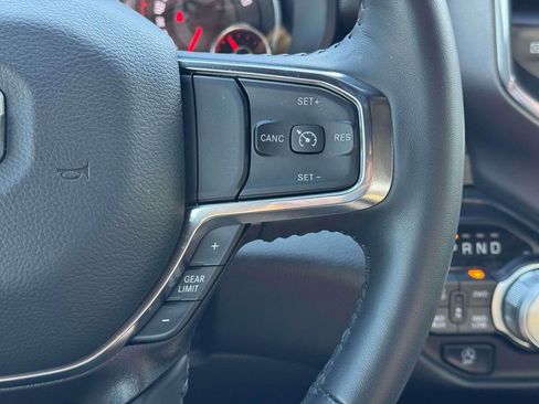 Used 2024 RAM 1500 Laramie image 25