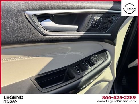 Used 2024 Ford Edge Titanium image 14