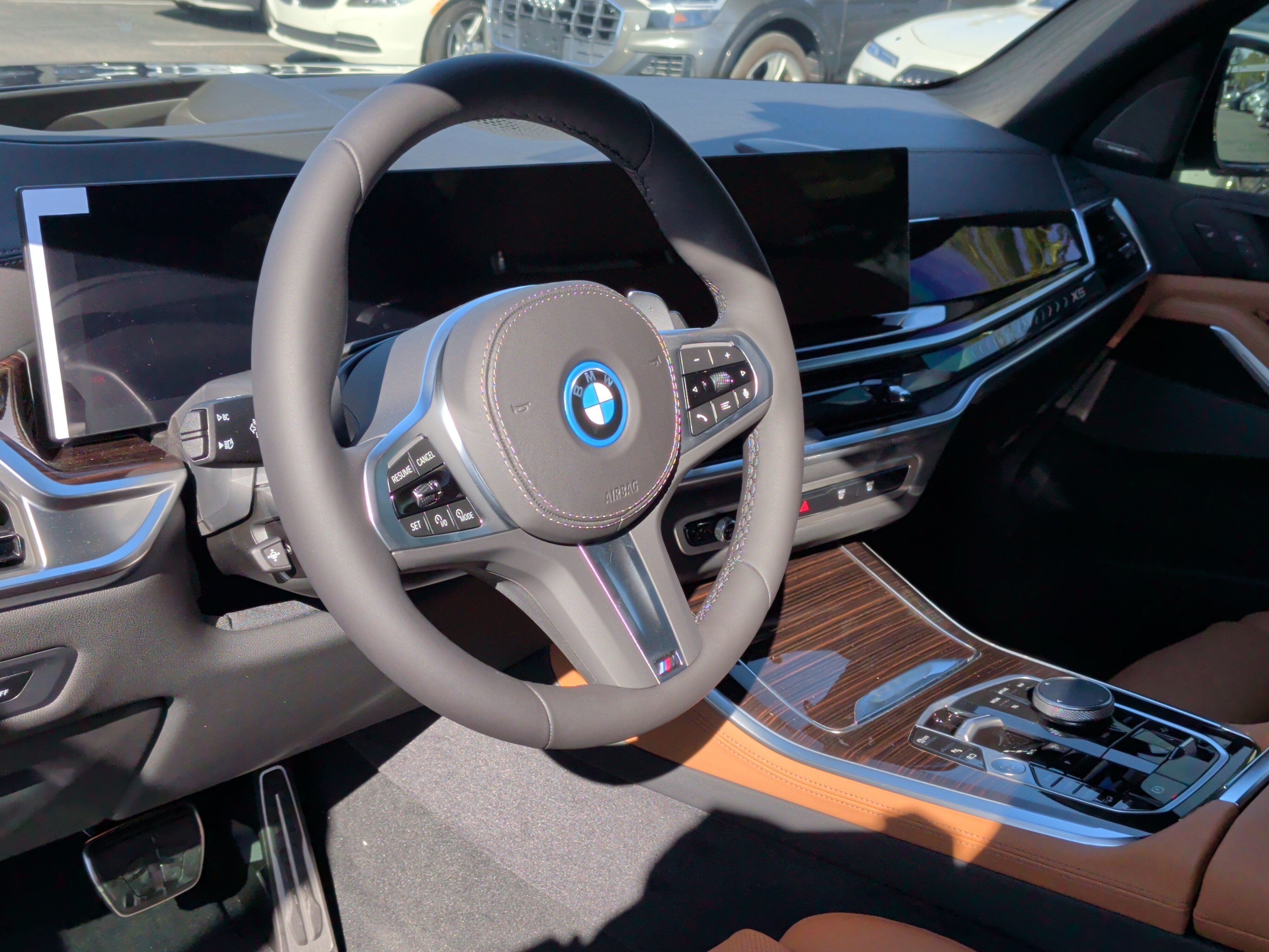 Used 2026 BMW X5 xDrive50e w/ M Sport Package AWD/4WD image 14