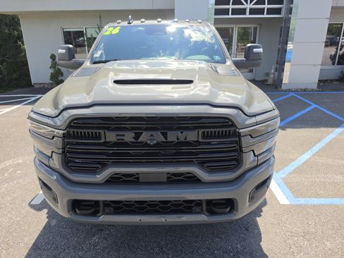 Used 2026 RAM 3500 Laramie AWD/4WD image 9