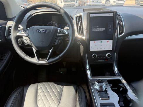 Used 2024 Ford Edge Titanium AWD/4WD image 10