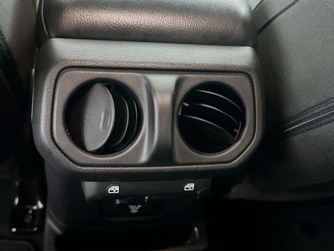 Used 2023 Jeep Wrangler Unlimited Rubicon 4xe w/ Cold Weather Group AWD/4WD image 27