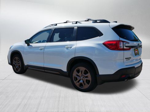 Used 2025 Subaru Ascent Bronze Edition AWD/4WD image 5