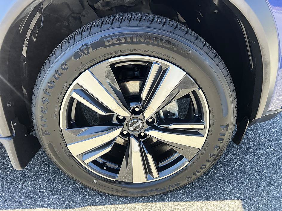 Certified 2023 Nissan Rogue SL w/ SL Premium Package FWD image 12