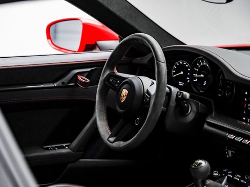 Used 2022 Porsche 911 GT3 image 52