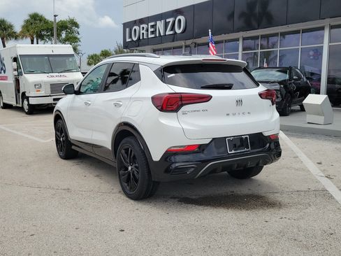 Used 2024 Buick Encore GX Sport Touring AWD/4WD image 7