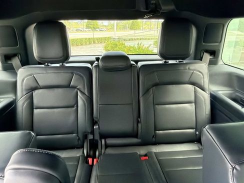 New 2026 Lincoln Navigator Reserve AWD/4WD image 22