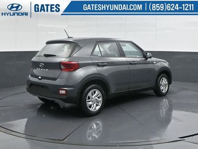 New 2026 Hyundai Venue SE