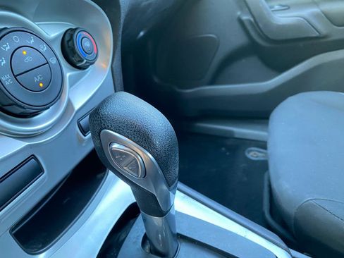 Used 2019 Ford Fiesta SE image 55