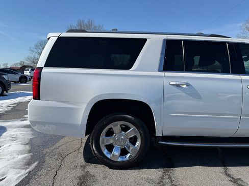 Used 2019 Chevrolet Suburban Premier image 46
