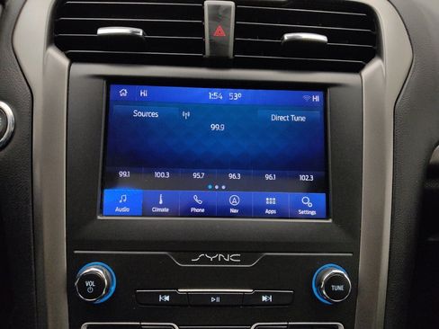 Used 2020 Ford Fusion SE image 25