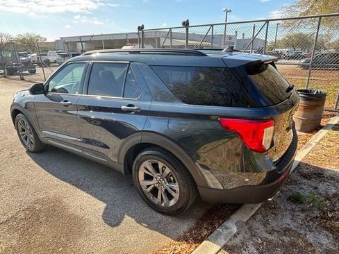 Used 2023 Ford Explorer XLT w/ Equipment Group 202A image 9