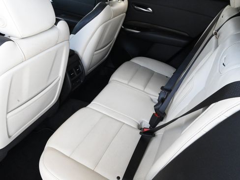 Used 2020 Cadillac XT4 Sport FWD image 13