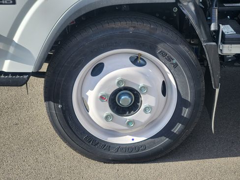 New 2025 Isuzu NPR image 7