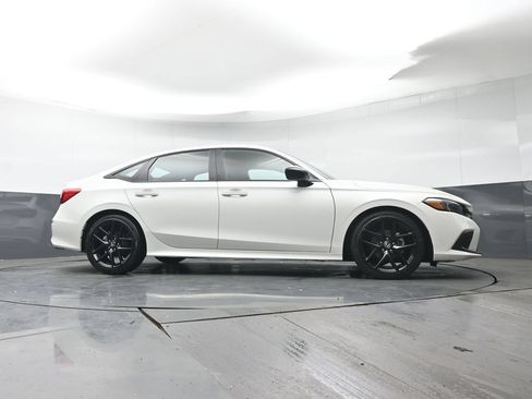 Certified 2024 Honda Civic Sport image 28
