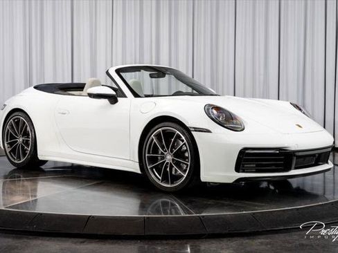 Used 2021 Porsche 911 Carrera RWD image 22
