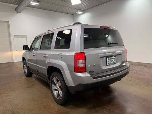 Used 2017 Jeep Patriot High Altitude AWD/4WD image 35