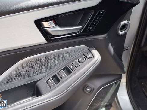 Used 2025 Acura MDX FWD w/ Technology Package image 13
