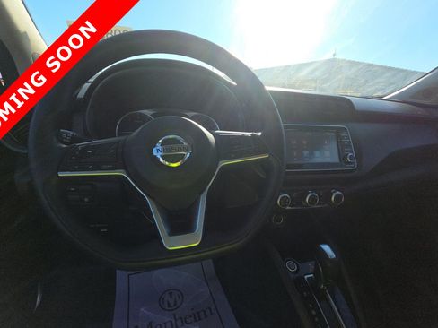 Used 2021 Nissan Kicks S FWD image 6