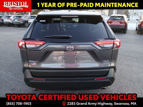 Certified 2022 Toyota RAV4 XLE Premium image 6