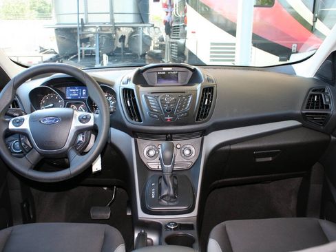 Used 2014 Ford Escape S FWD image 13