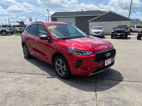 Used 2024 Ford Escape ST-Line w/ Tech Pack #1 AWD/4WD image 4