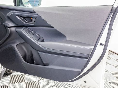 Used 2025 Subaru Crosstrek 2.0i Premium image 46