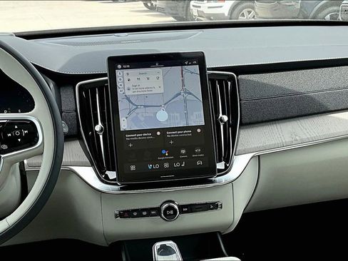 New 2026 Volvo XC90 B6 Ultra w/ Protection Package image 17