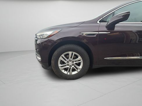 Used 2018 Buick Enclave Essence AWD/4WD image 35