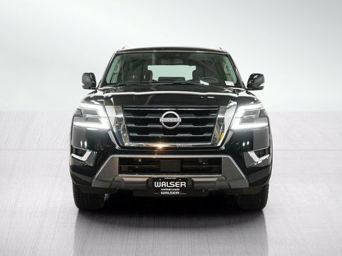Used 2024 Nissan Armada SV AWD/4WD image 8