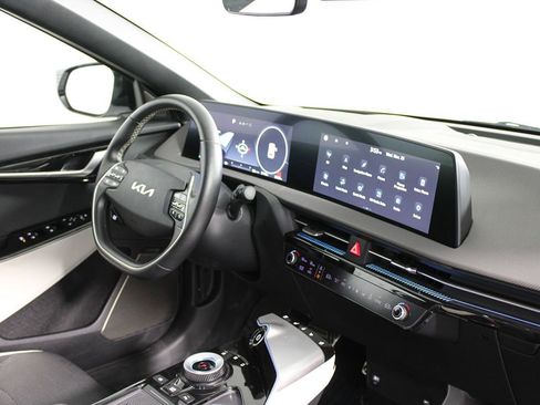 Used 2023 Kia EV6 GT-Line image 13