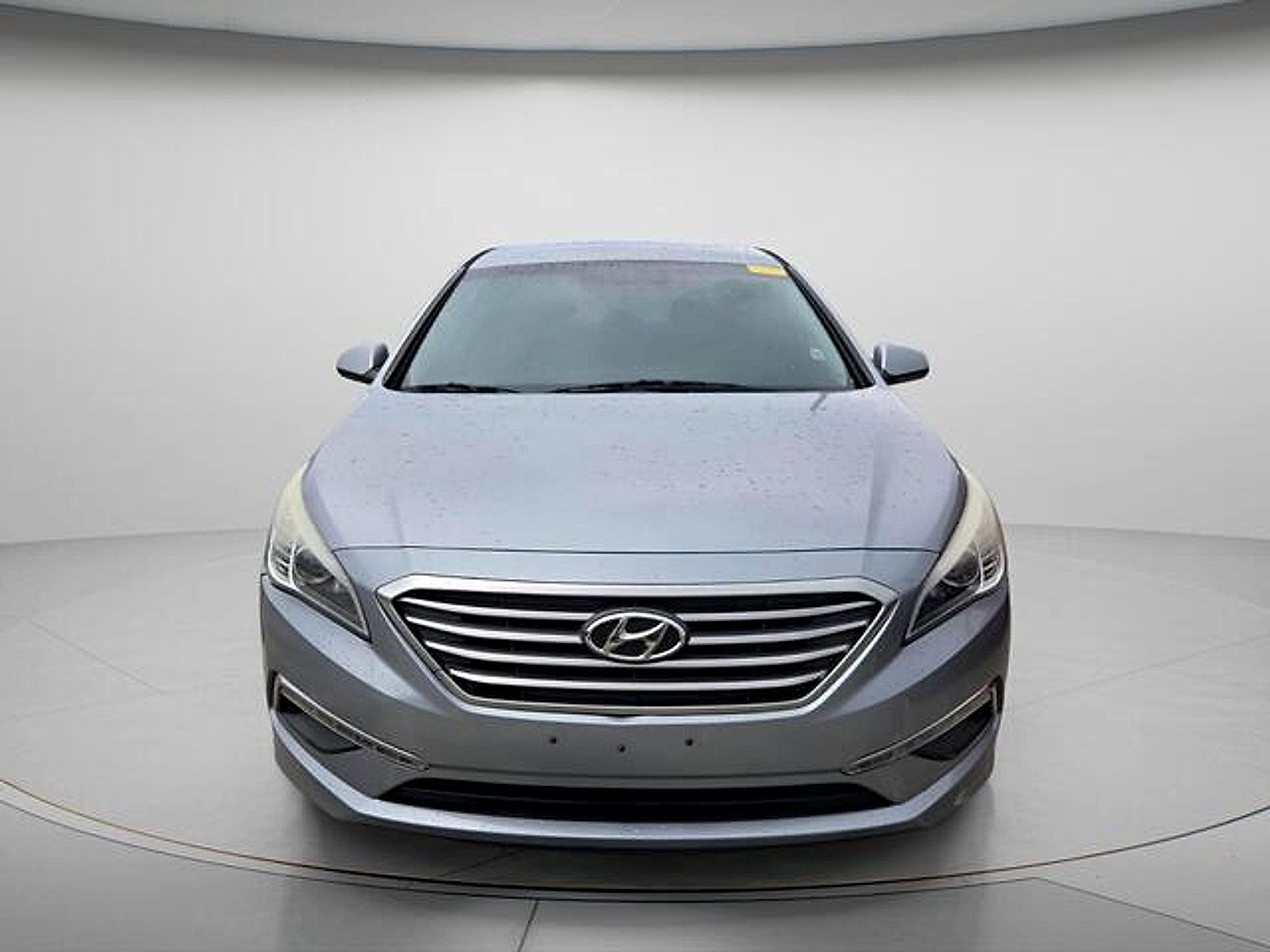Used 2015 Hyundai Sonata SE FWD image 3