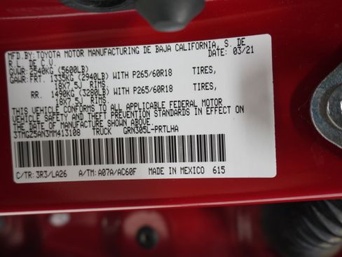 Used 2021 Toyota Tacoma Limited AWD/4WD image 39