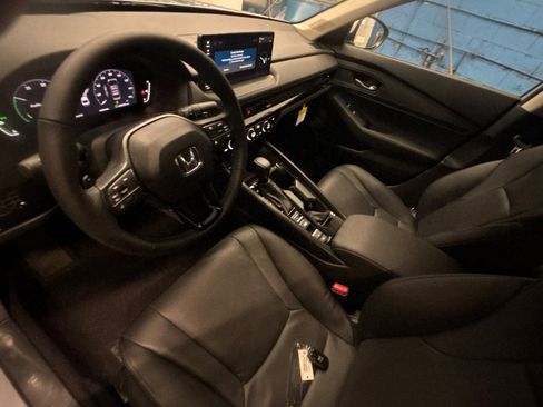 New 2025 Honda Accord EX-L image 9