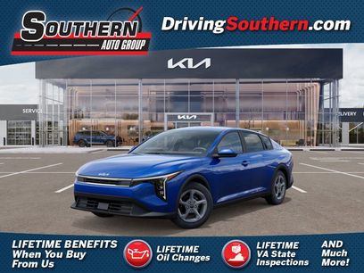 New 2025 Kia K4 LXS