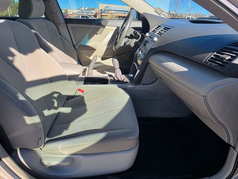 Used 2007 Toyota Camry LE image 28