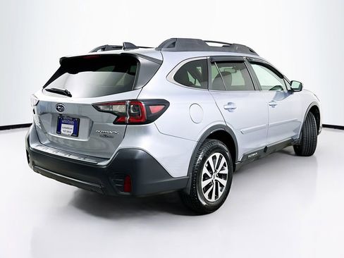 Used 2021 Subaru Outback Premium AWD/4WD image 7
