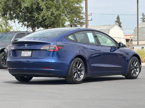 Used 2021 Tesla Model 3 Standard Range Plus RWD image 2