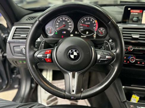 Used 2018 BMW M3 RWD image 13