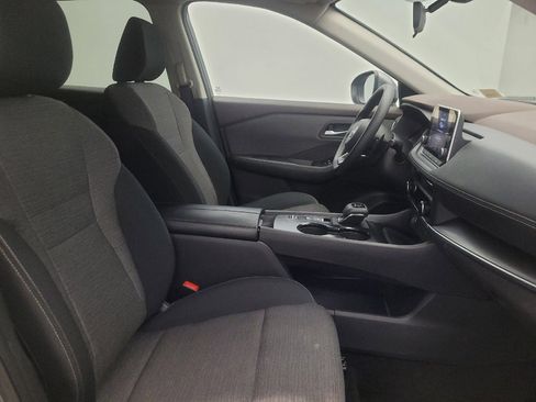 Used 2023 Nissan Rogue SV FWD image 21