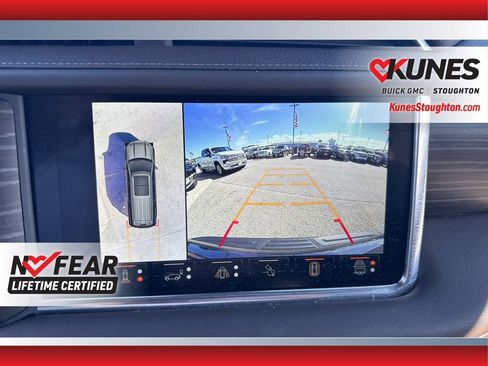 Used 2024 GMC Yukon Denali w/ Denali Reserve Package image 32