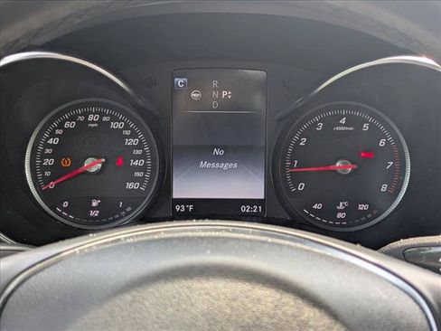 Used 2017 Mercedes-Benz GLC 300 4MATIC image 10