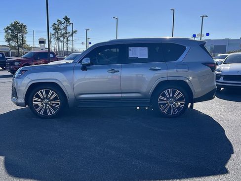 Used 2023 Lexus LX 600 4WD w/ Accessory Package (Z1) image 6