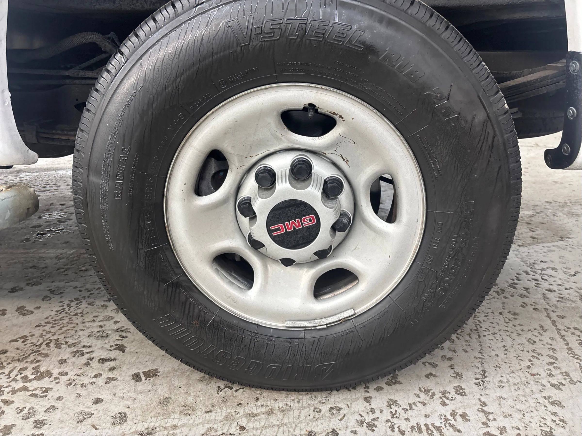 Used 2022 GMC Savana 2500 w/ Driver Convenience Package RWD image 28