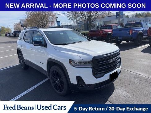 Used 2023 GMC Acadia SLT w/ Elevation Edition image 1